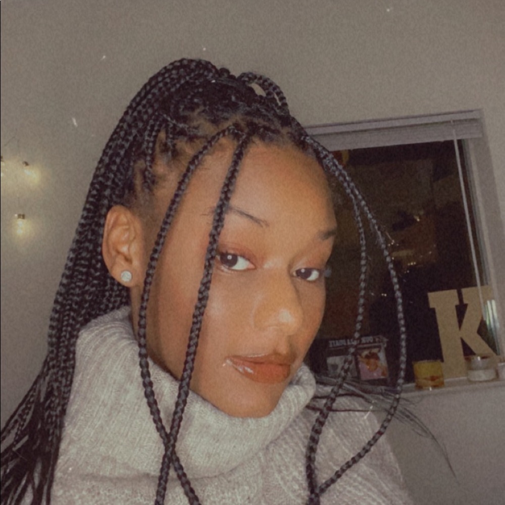 Meet your Posher, Kamia
